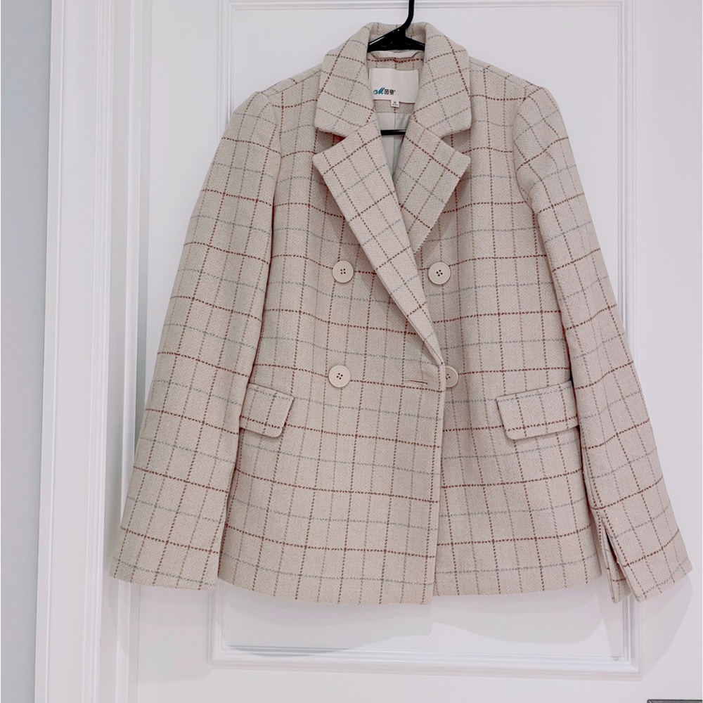 NWT : Unique Wool Jacket, Classy Neutral